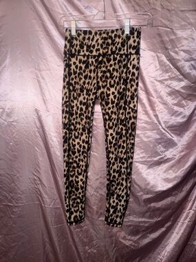 Victoria’s Secret Leopard Print Leggings
